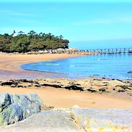 Vakantiehuis 3 Bed - Sleeps 6 - Air-con - Free Parking