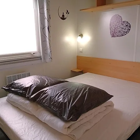 3 Bed - Sleeps 6 - Air-con - Free Parking Semesterbostad *