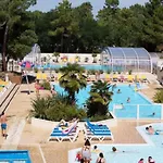 בית נופש 3 Bed - Sleeps 6 - Air-con - Free Parking סן ז'אן דה מון